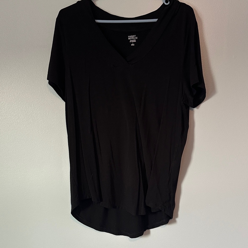Market & Spruce Women's Black V-Neck Top, L